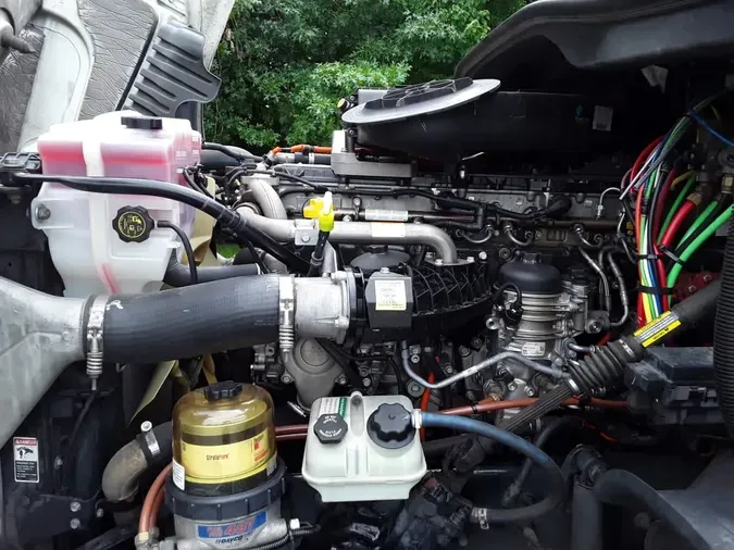 2019 FREIGHTLINER CASCADIA 125