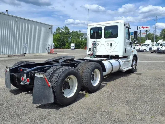 2020 FREIGHTLINER/MERCEDES CASCADIA 125d3ca7cdd7be2d7aad03fb19a42b6f402