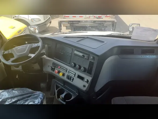 2019 FREIGHTLINER/MERCEDES NEW CASCADIA PX12664d3cc8bf08a9cc184776a104c0b8b9c93