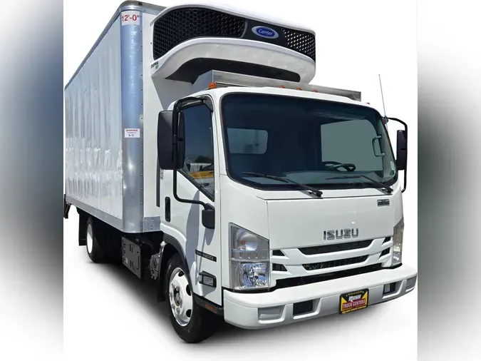 2022 Isuzu NRRd3d04433b8758703d2defe8bf5403d6c