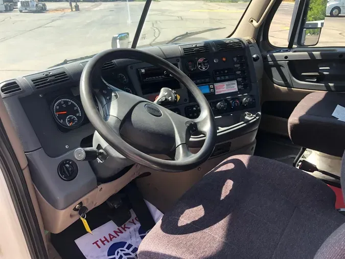 2020 Freightliner Cascadia