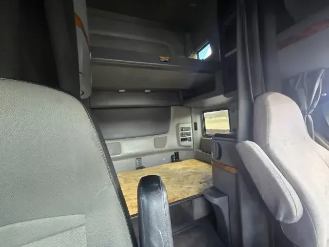 2022 International LT625