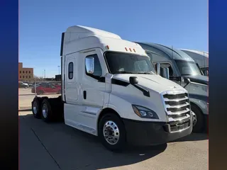 2022 FREIGHTLINER CASCADIA 116