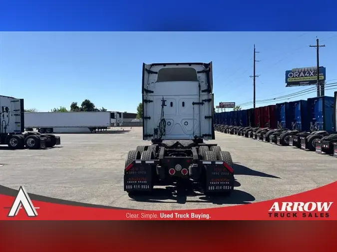 2022 FREIGHTLINER CA116