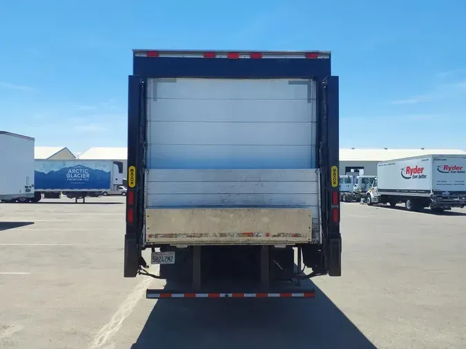 2019 FREIGHTLINER M2 106