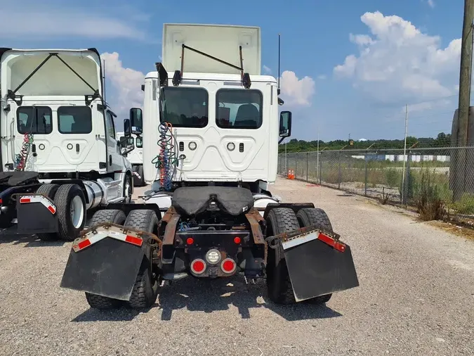 2018 FREIGHTLINER CASCADIA 125