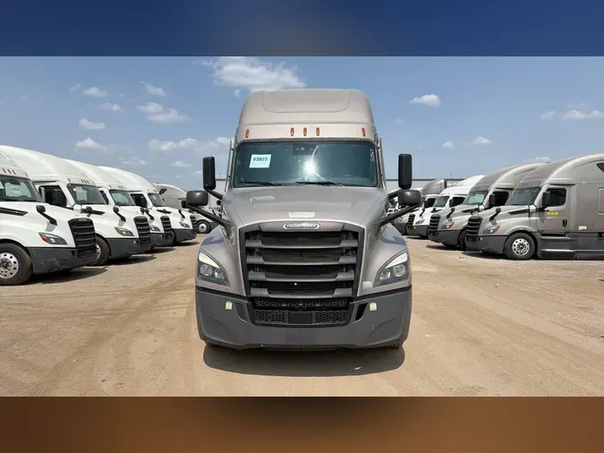 2023 Freightliner Cascadia 126d3dcc7c38ad91c98907afc81911d2667