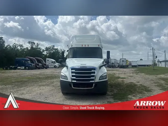 2020 FREIGHTLINER CA126