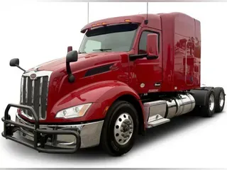 2022 Peterbilt 579