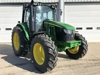 2020 John Deere 6120M