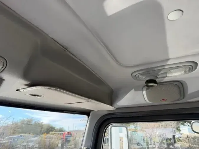 2020 Peterbilt 389d3ebe3589cd0b09ef09b00afbdfa928e