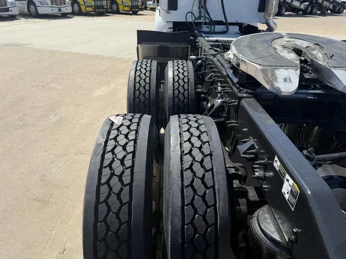 2021 Peterbilt 579d3eca5fbcd068be26df2d508d31b3420