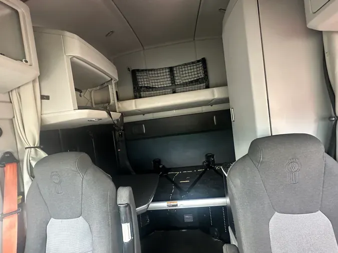 2022 Kenworth T680