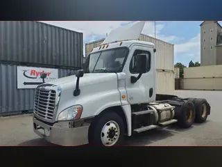 2020 FREIGHTLINER/MERCEDES CASCADIA 125