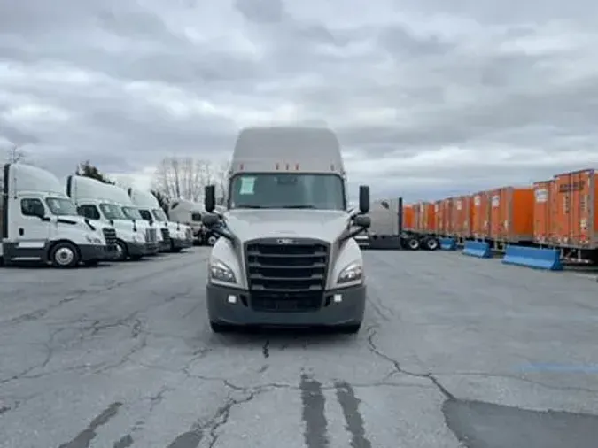 2021 Freightliner Cascadia