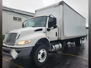 2020 NAVISTAR INTERNATIONAL MV607 (4X2)