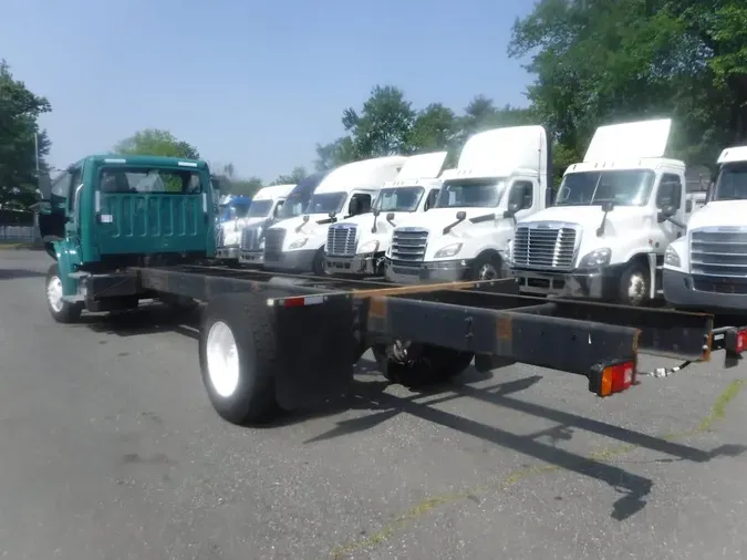 2020 FREIGHTLINER M2 106
