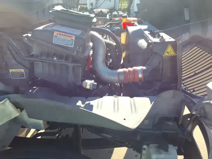 2020 NAVISTAR INTERNATIONAL MV607 (4X2)d404697c426e6cb06620f819804cefee