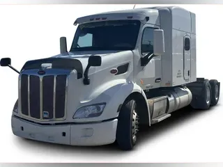 2022 Peterbilt 579