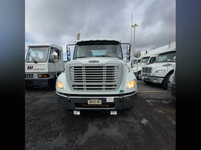 2017 FREIGHTLINER/MERCEDES M2-112