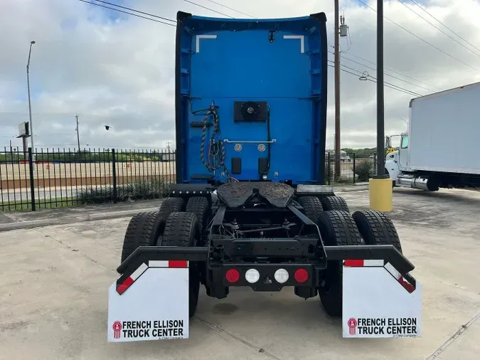 2022 Kenworth T680