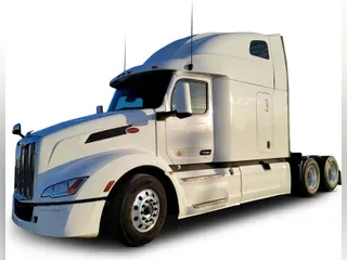 2022 Peterbilt 579