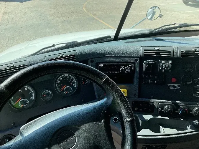 2018 FREIGHTLINER X12564ST