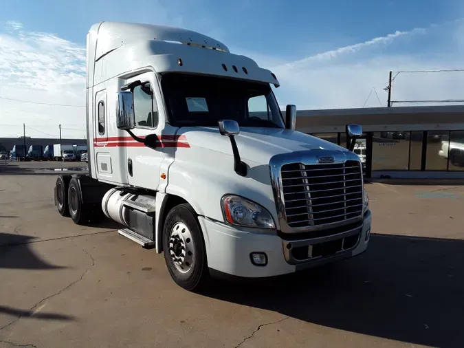 2017 FREIGHTLINER/MERCEDES CASCADIA 125