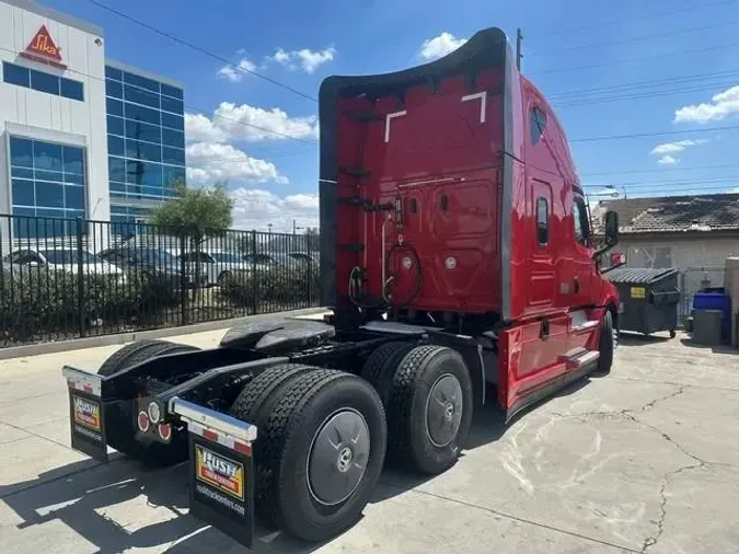 2022 Freightliner Cascadia