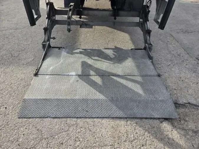 2022 International MV607d41a6e758cce74584d81f2e74abb7f2c