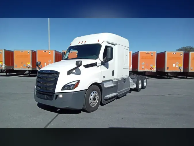 2022 Freightliner Cascadia 126d41cf6adc8f07870a4c9b8db91a3dc4d