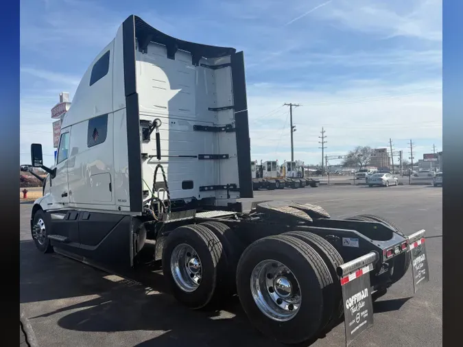 2025 VOLVO TRUCK VNL64TV04