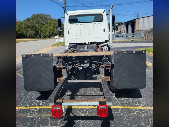 2016 FREIGHTLINER/MERCEDES M2 106