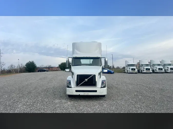 2018 Volvo VNL300