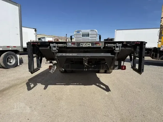 2017 FREIGHTLINER BUSINESS CLASS M2 106