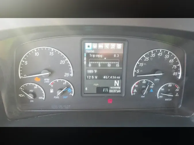 2019 Freightliner Cascadia 126