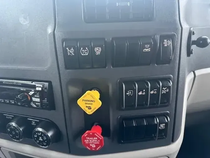 2021 Peterbilt 579