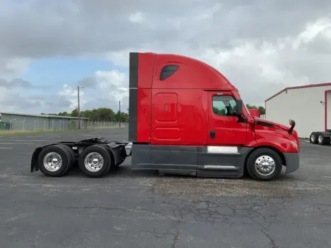 2020 Freightliner Cascadia