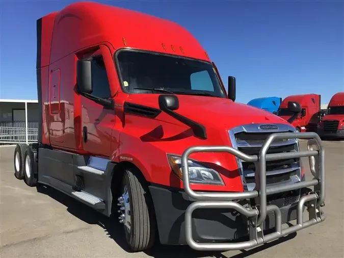 2021 FREIGHTLINER CA126