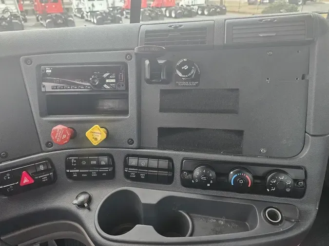 2019 FREIGHTLINER/MERCEDES CASCADIA 113
