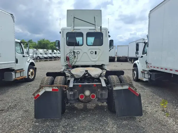 2018 FREIGHTLINER CASCADIA 113