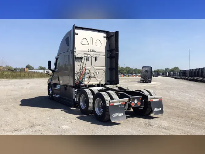 2024 Freightliner Cascadia 126d4278e14d969222243acc30908a1cb55