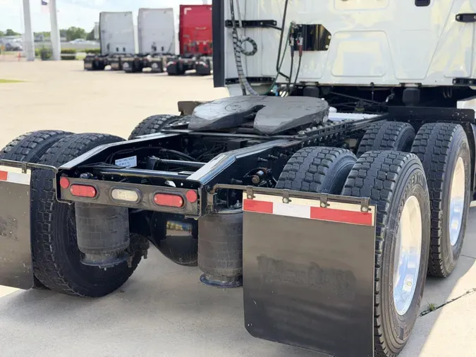 2023 International LT625