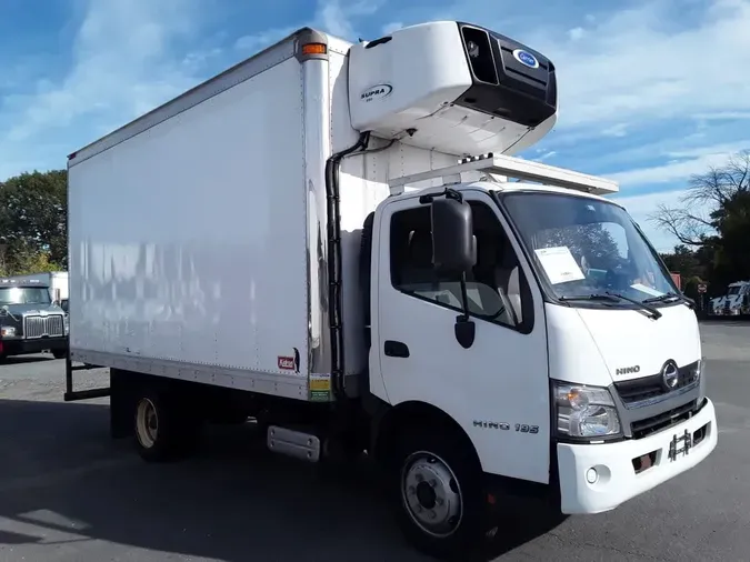 2019 HINO HINO 195