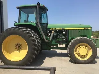 1992 John Deere 4960