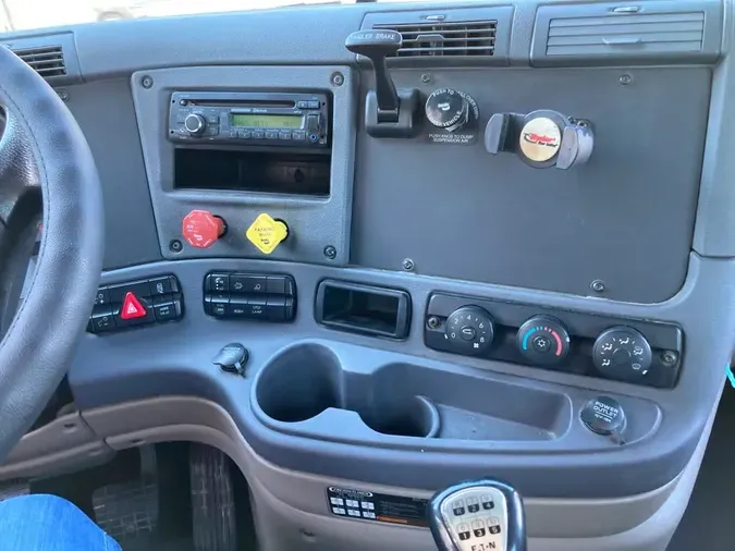 2016 FREIGHTLINER/MERCEDES CASCADIA 125