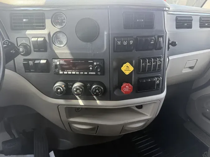 2021 Peterbilt 579