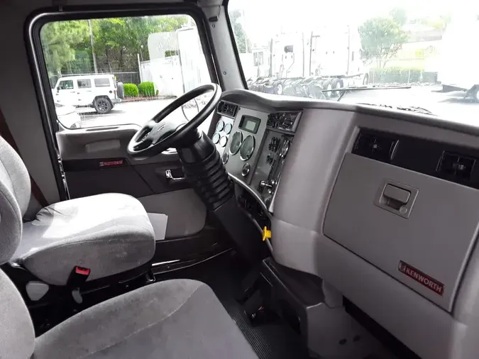 2020 KENWORTH TRUCKS T270