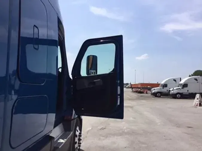 2019 Freightliner Cascadia