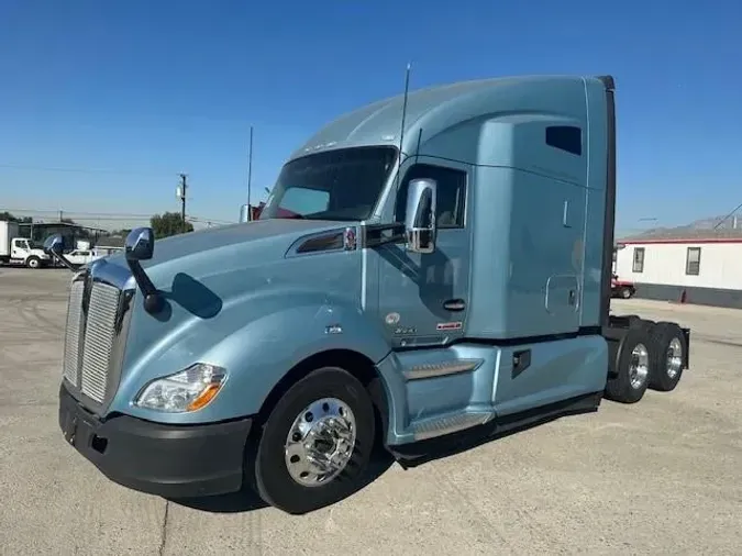 2020 Kenworth T680